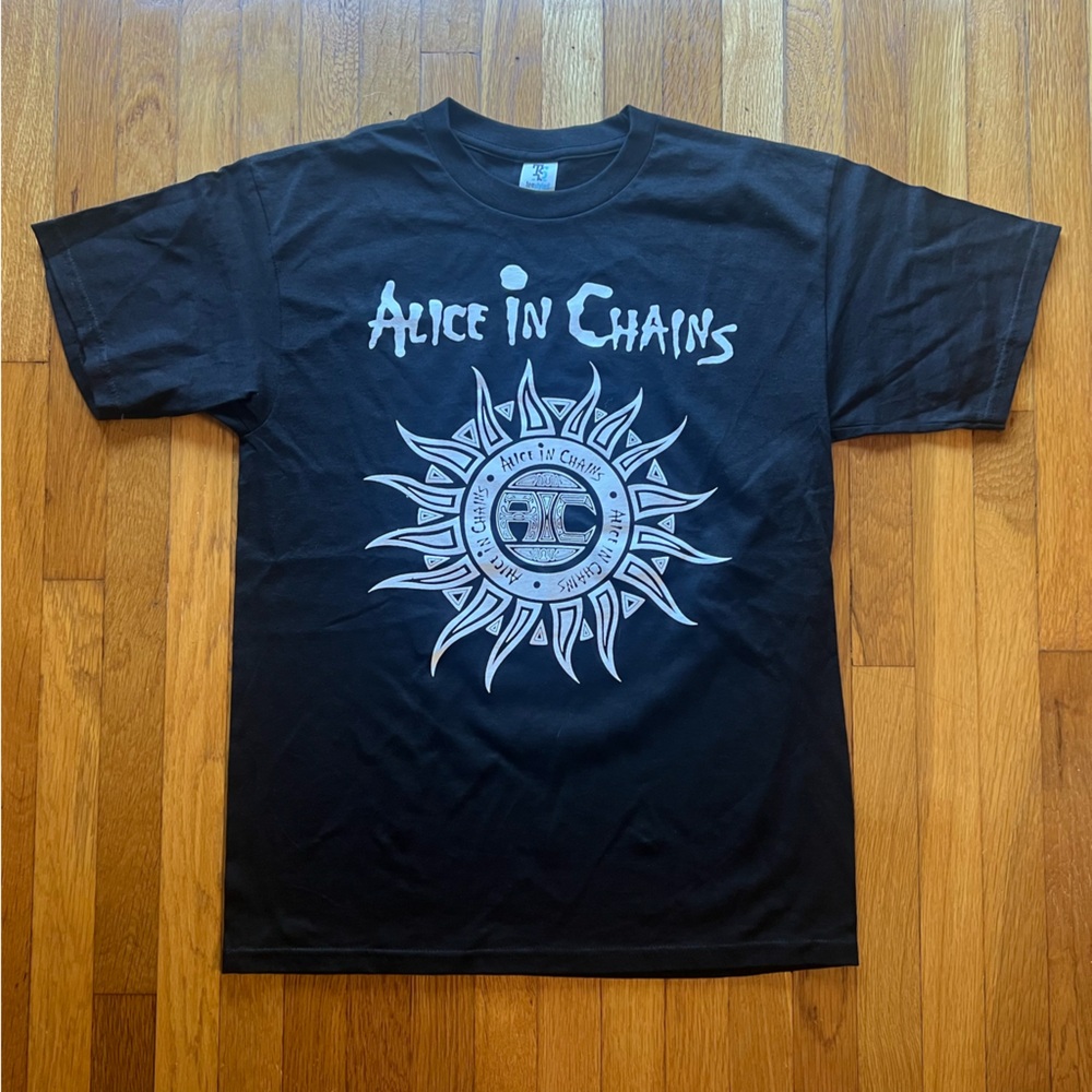 Alice in Chains T Shirt, Black, Medium